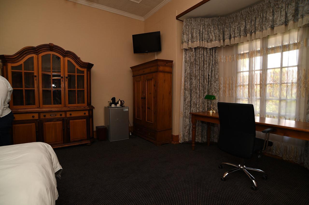 Halfway House Hotel Kimberley Exterior photo